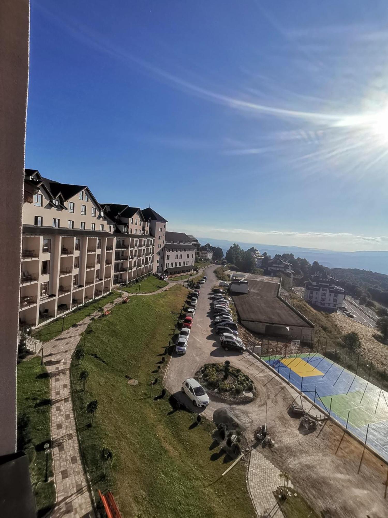 Golden Sky - Milmari Resort&Spa Kopaonik Dış mekan fotoğraf